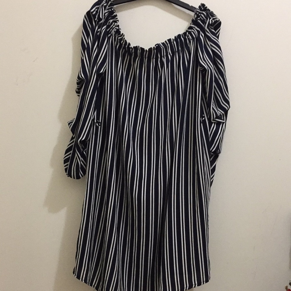 Guess striped top (sz lg)